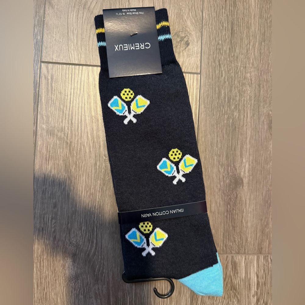 NWT. Damiel Cremieux Black and Blue Tennis Motif Socks Size 6-12,5 Made in Italy